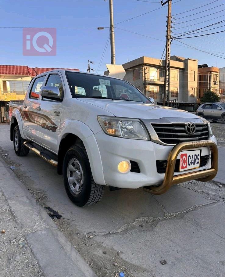 تويوتا هايلوكس